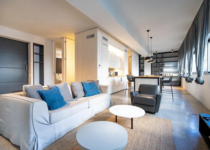 Syntagma Square 2 Bedrooms 4 Pers Apartment By Mps